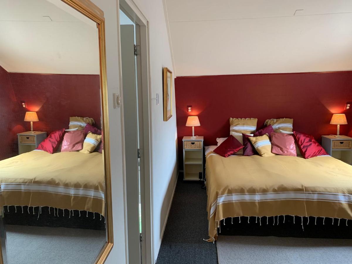 Holiday Home At The Water, Fire Place, Boat And Sup Rent, Near Amsterdam アールスメール エクステリア 写真