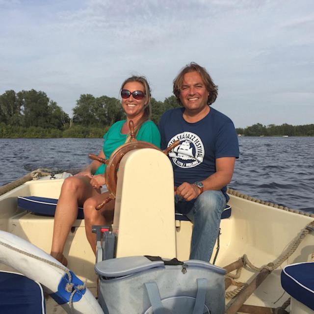 Holiday Home At The Water, Fire Place, Boat And Sup Rent, Near Amsterdam アールスメール エクステリア 写真