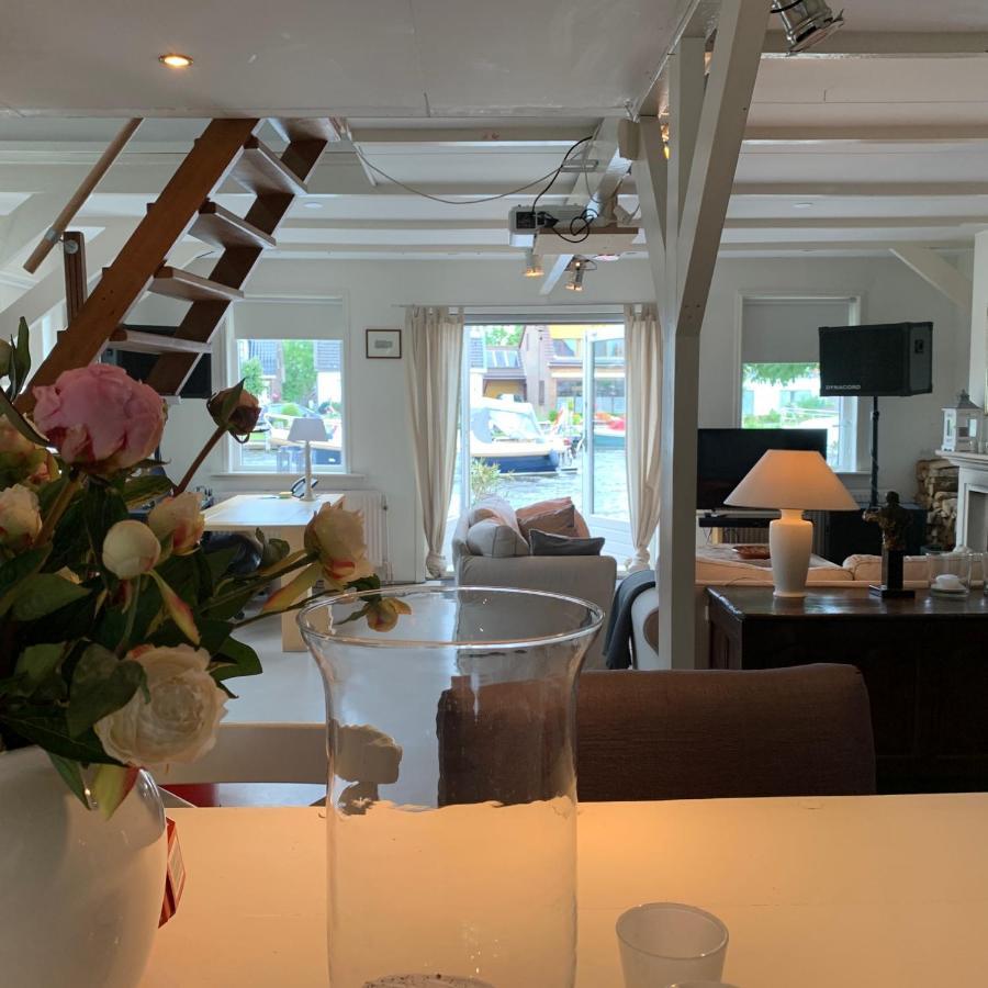 Holiday Home At The Water, Fire Place, Boat And Sup Rent, Near Amsterdam アールスメール エクステリア 写真