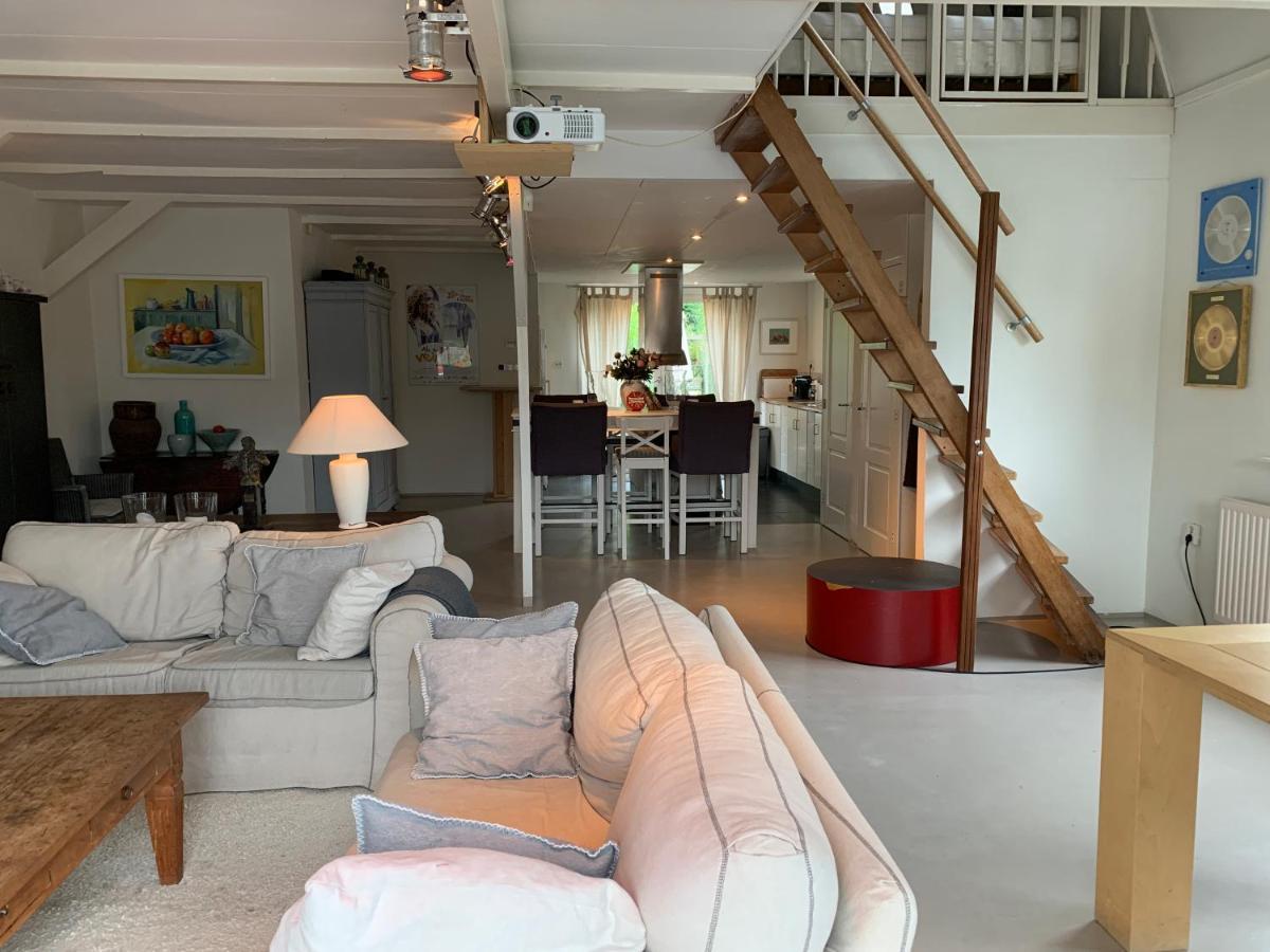 Holiday Home At The Water, Fire Place, Boat And Sup Rent, Near Amsterdam アールスメール エクステリア 写真