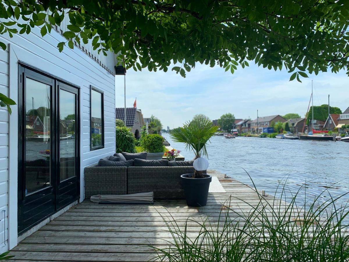 Holiday Home At The Water, Fire Place, Boat And Sup Rent, Near Amsterdam アールスメール エクステリア 写真